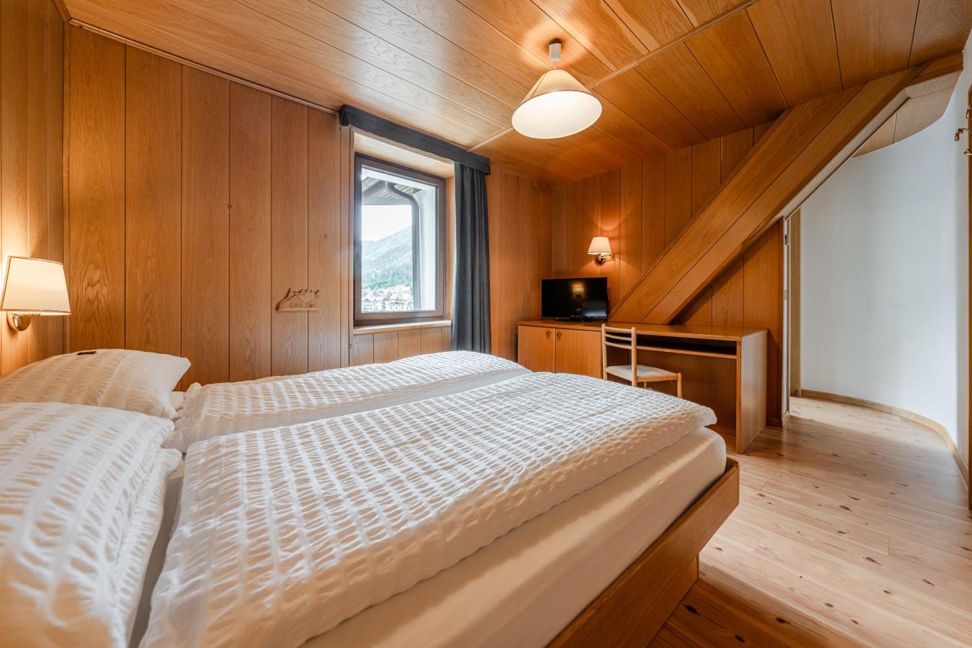 Hotel Vioz Peio Fonti Buitenkant foto